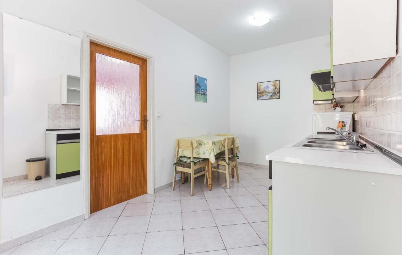 Zlata Lägenhet Poreč Exteriör bild